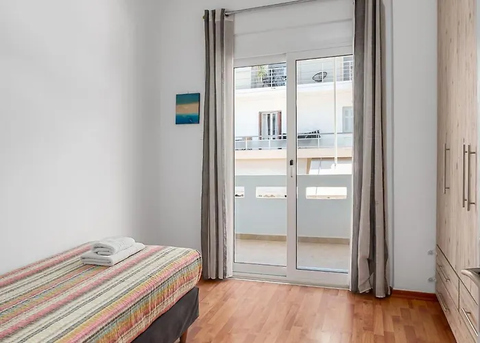 3 Bedroom In Nea Chora 400 Meters Walk To The * La Canée