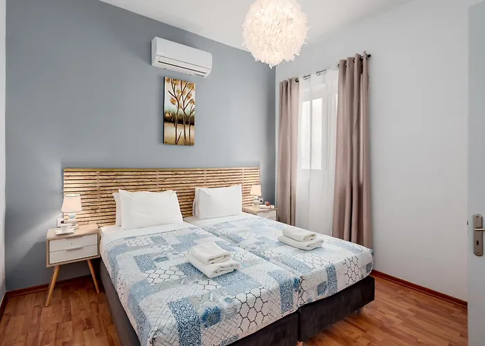 3 Bedroom In Nea Chora 400 Meters Walk To The