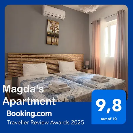 3 Bedroom In Nea Chora 400 Meters Walk To The Appartamento *