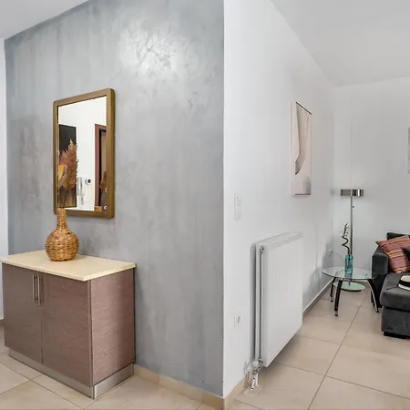 3 Bedroom In Nea Chora 400 Meters Walk To The Apartamento