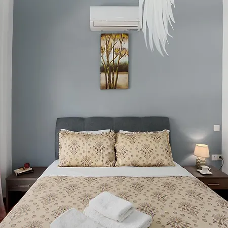 3 Bedroom In Nea Chora 400 Meters Walk To The *