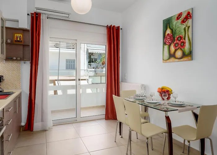 3 Bedroom In Nea Chora 400 Meters Walk To The Apartament