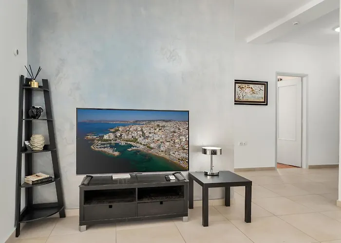 3 Bedroom In Nea Chora 400 Meters Walk To The *