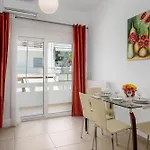 3 Bedroom In Nea Chora 400 Meters Walk To The Apartament