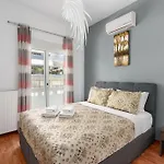 3 Bedroom In Nea Chora 400 Meters Walk To The