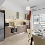 Apartament 3 Bedroom In Nea Chora 400 Meters Walk To The