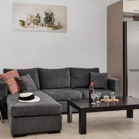 Apartament 3 Bedroom In Nea Chora 400 Meters Walk To The