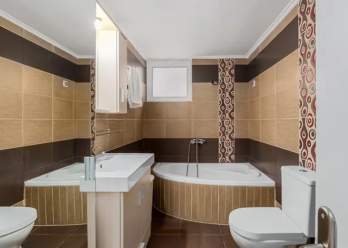 3 Bedroom In Nea Chora 400 Meters Walk To The * Chania (Crete)