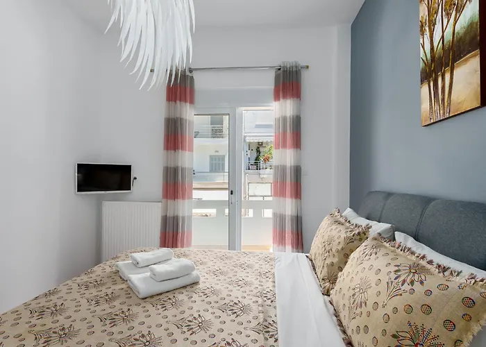 3 Bedroom In Nea Chora 400 Meters Walk To The